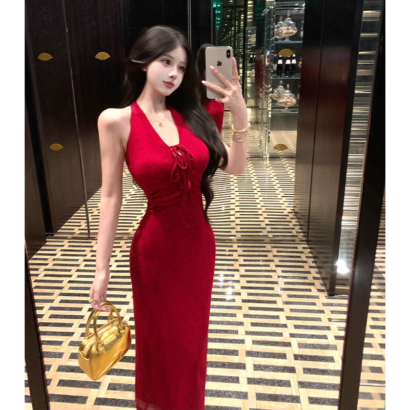 2025 Summer Red Halter Neck Dress Women V Neck Sleeveless Open Back Slim Waist Floral Knit Long Dress - Image 3