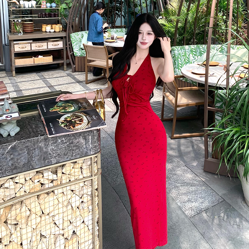 2025 Summer Red Halter Neck Dress Women V Neck Sleeveless Open Back Slim Waist Floral Knit Long Dress - Image 4