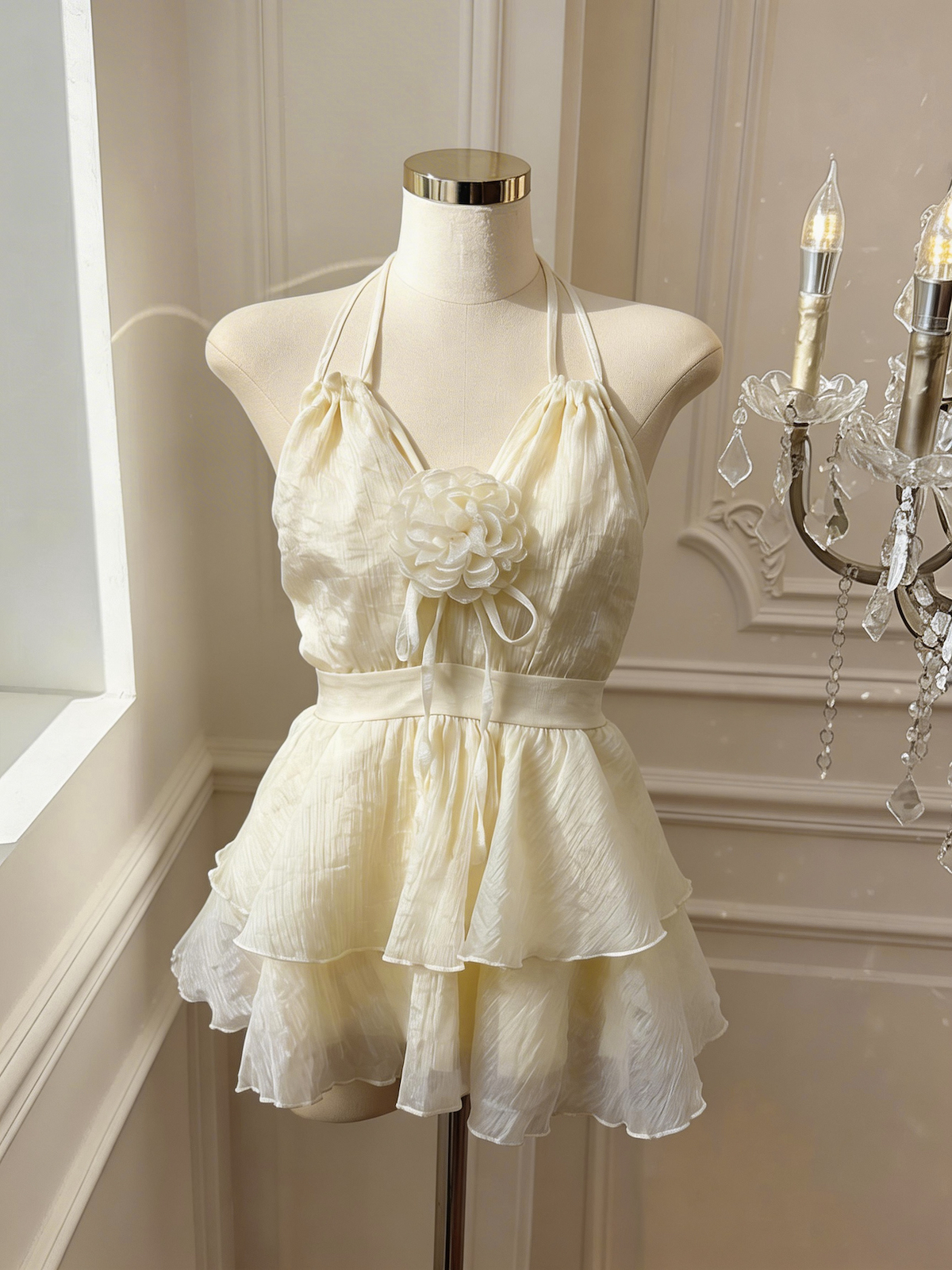 Pure Desire Style 3D Flower Halter Cami Top Women Slim Fit Sleeveless Cropped Top - Image 4
